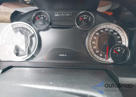 2019 Ram 1500 Classic Big Horn 4X2 5'7 Box z USA, uszkodzony, nr VIN 1C6RR6LT3KS573429